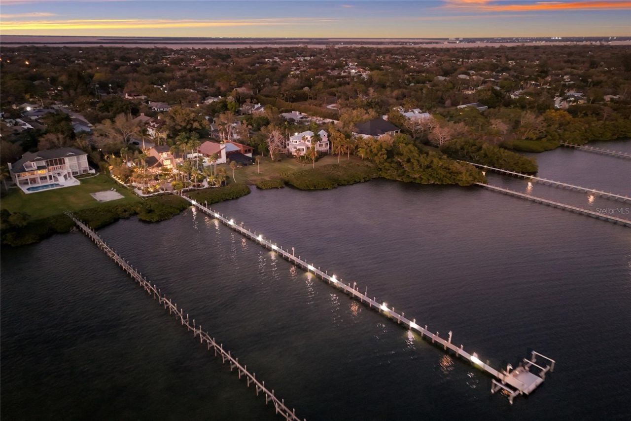 608 87th Street Court Nw, Bradenton, FL 34209 Photo