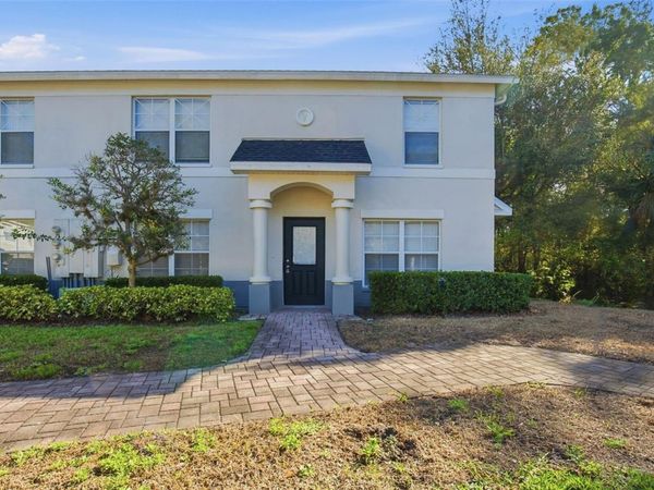 9620 CHARLESBERG DRIVE, Unit 9, TAMPA, FL 33635