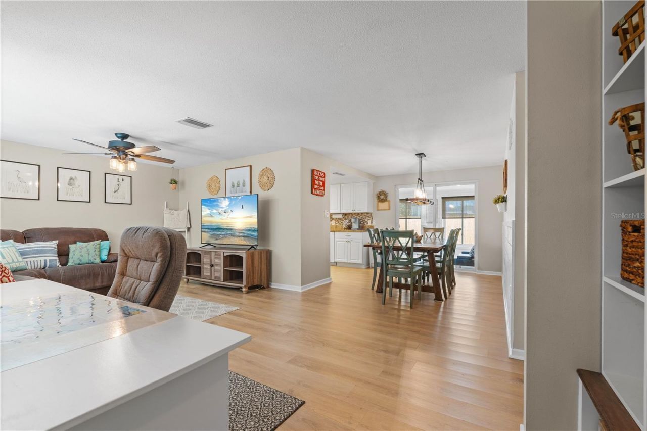 1000 Fruitland Avenue, Bradenton, FL 34207 Photo