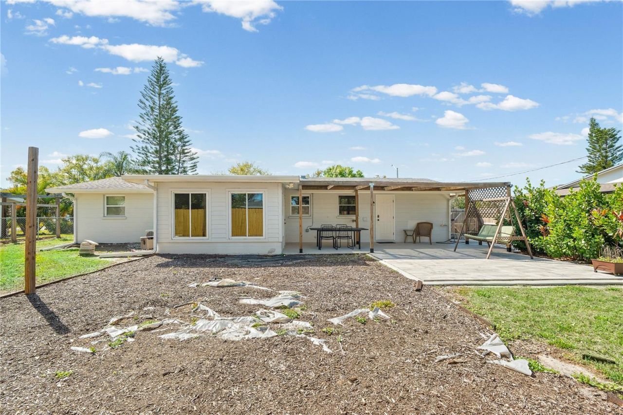 1000 Fruitland Avenue, Bradenton, FL 34207 Photo