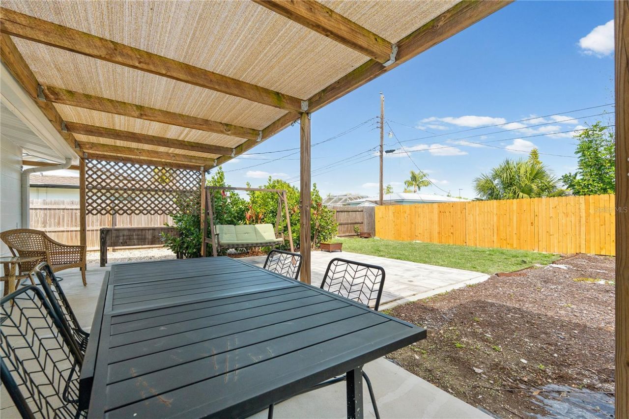 1000 Fruitland Avenue, Bradenton, FL 34207 Photo