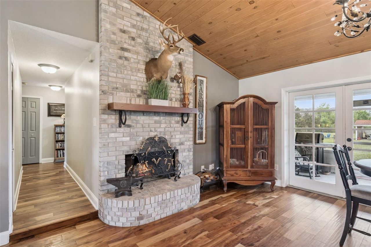 1330 Lake Mills Road , Chuluota, FL 32766 Photo