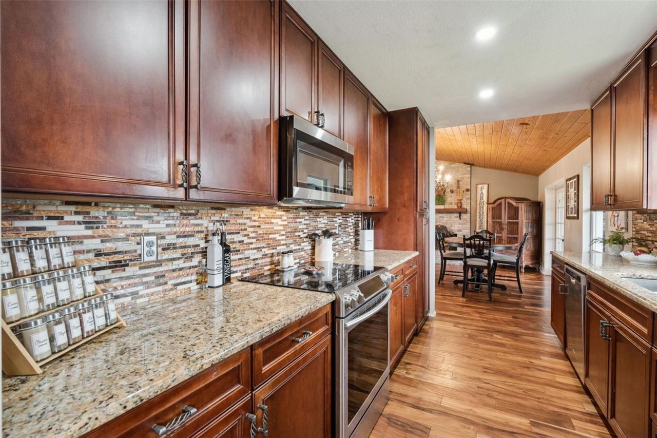 1330 Lake Mills Road , Chuluota, FL 32766 Photo