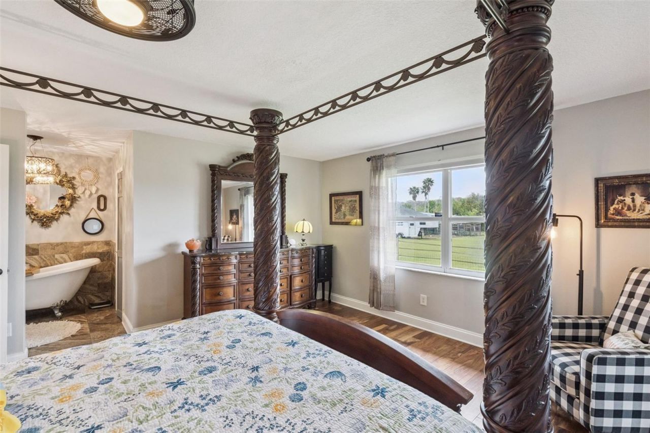 1330 Lake Mills Road , Chuluota, FL 32766 Photo