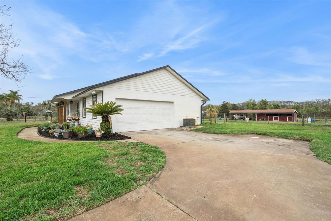 1330 Lake Mills Road , Chuluota, FL 32766 Photo