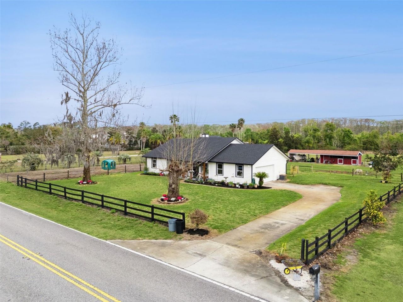 1330 Lake Mills Road , Chuluota, FL 32766 Photo