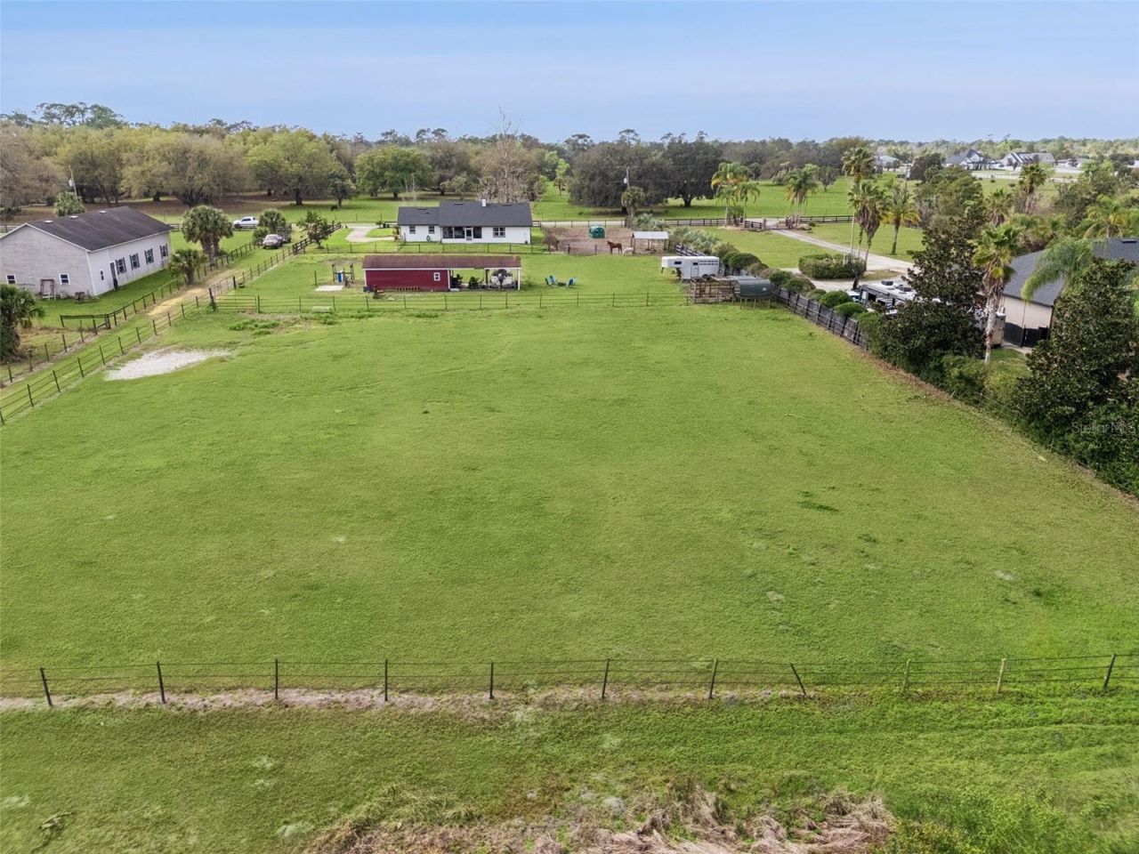 1330 Lake Mills Road , Chuluota, FL 32766 Photo