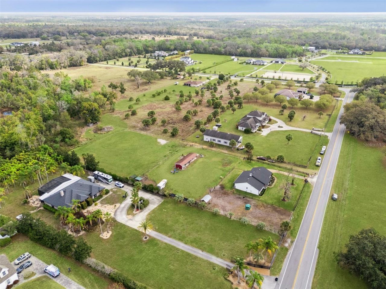 1330 Lake Mills Road , Chuluota, FL 32766 Photo