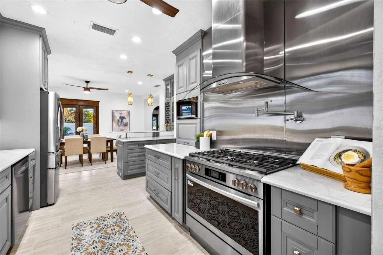 236 San Salvador Drive, Dunedin, FL 34698 Photo