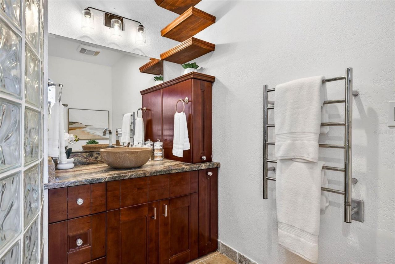 236 San Salvador Drive, Dunedin, FL 34698 Photo