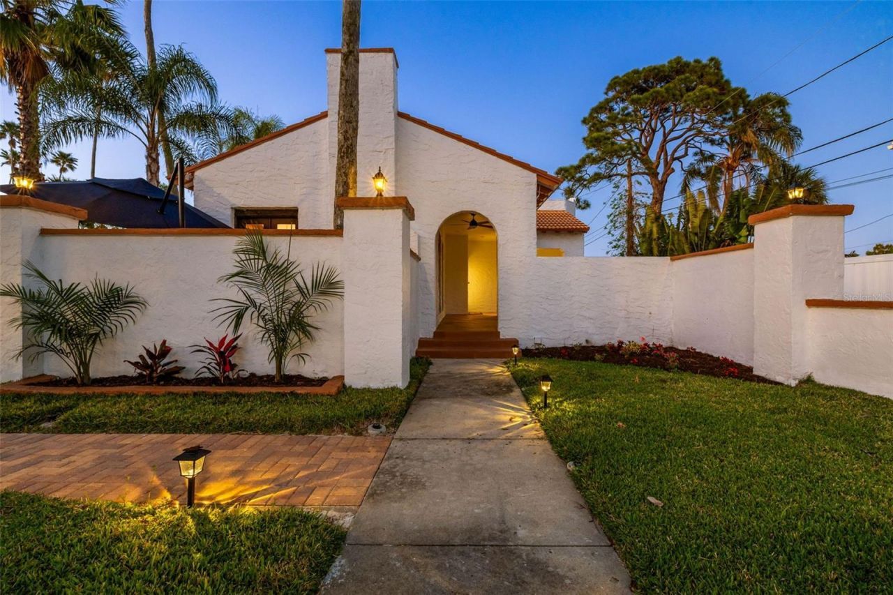 236 San Salvador Drive, Dunedin, FL 34698 Photo