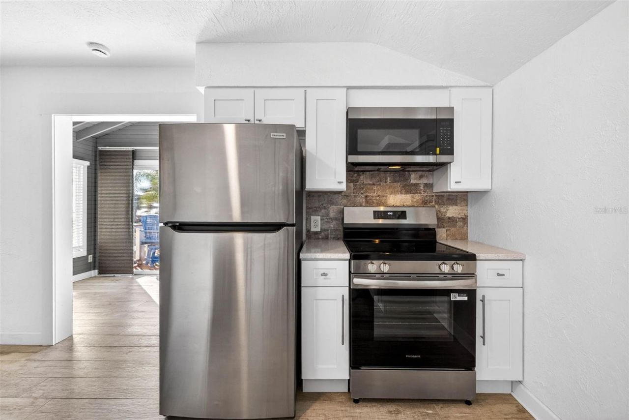 236 San Salvador Drive, Dunedin, FL 34698 Photo