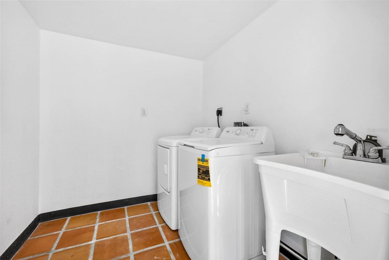 236 San Salvador Drive, Dunedin, FL 34698 Photo