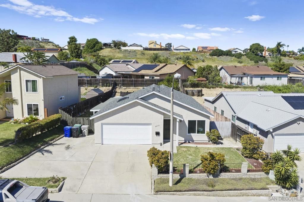 8432 Parkbrook St, San Diego, CA 92114 Main Photo