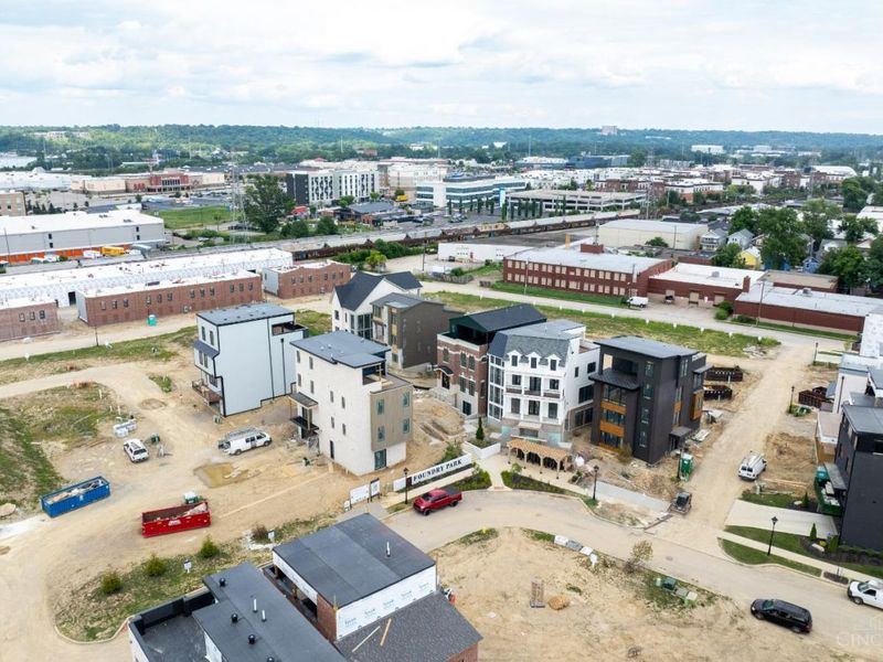 2945 Three Oaks Ln, Unit Lt 10, Cincinnati, OH 45209 Photo 6