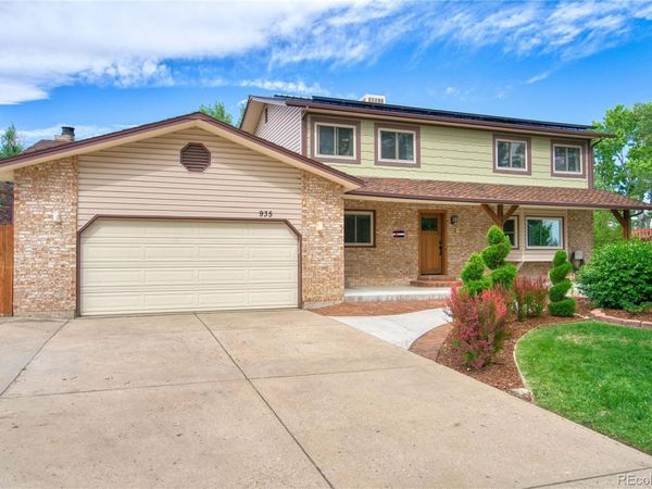 935 S Butler Way, Lakewood, CO 80226