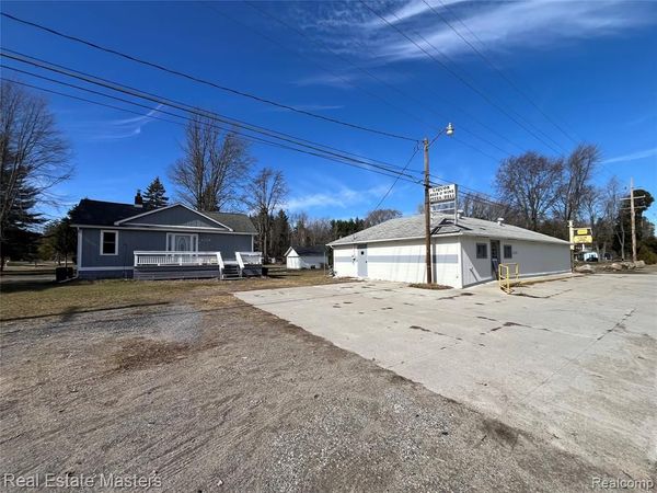 8216 Lakeshore Road Road, Worth Twp, MI 48450
