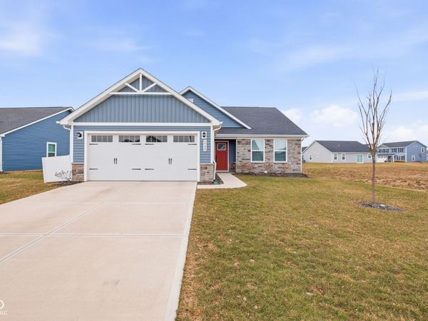 1733 River Birch Drive , Greenfield, IN 46140