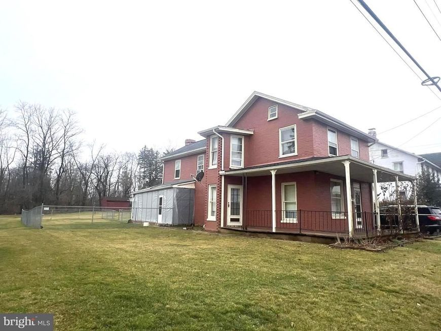 166 W Main Street, Fayetteville, PA 17222 Main Photo