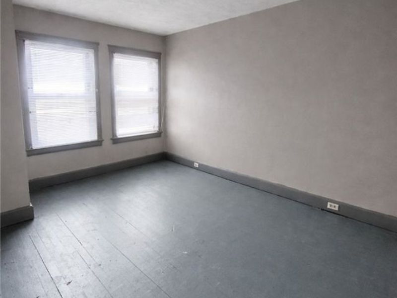 1818 Knowles Avenue , East Cleveland, OH 44112 Photo 11