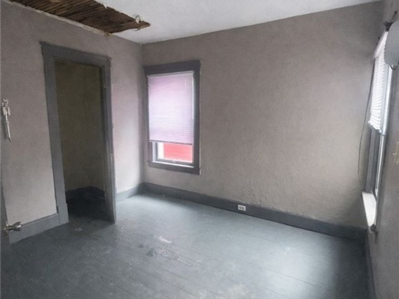 1818 Knowles Avenue , East Cleveland, OH 44112 Photo 15