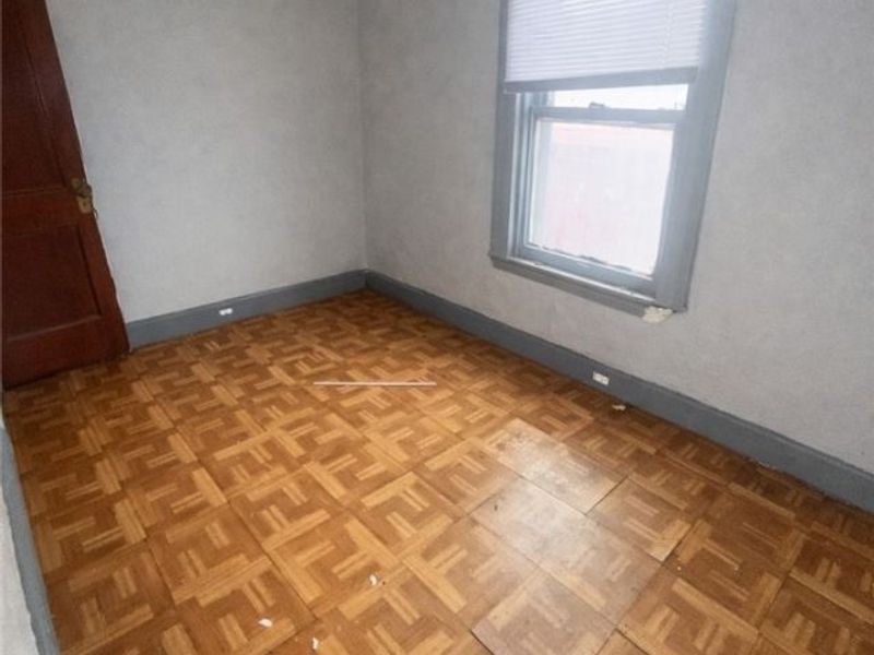 1818 Knowles Avenue , East Cleveland, OH 44112 Photo 16