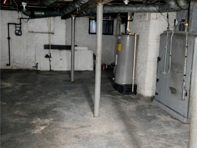 1818 Knowles Avenue , East Cleveland, OH 44112 Photo 26