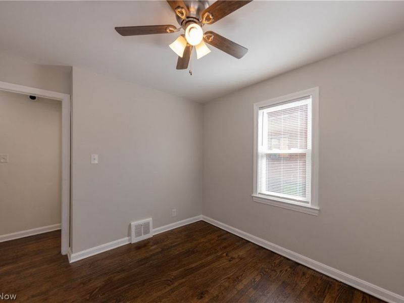 1560 Holmden Road , South Euclid, OH 44121 Photo 18