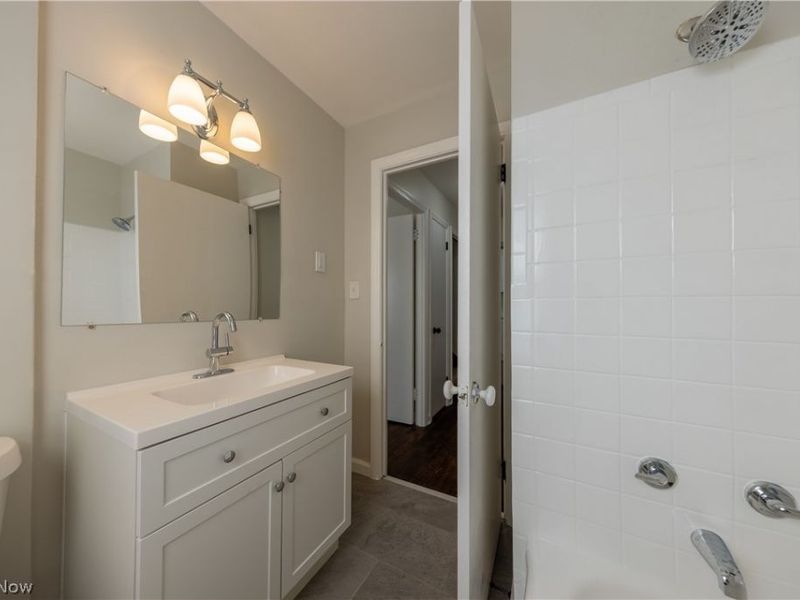 1560 Holmden Road , South Euclid, OH 44121 Photo 21