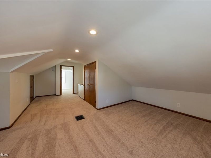 1560 Holmden Road , South Euclid, OH 44121 Photo 23