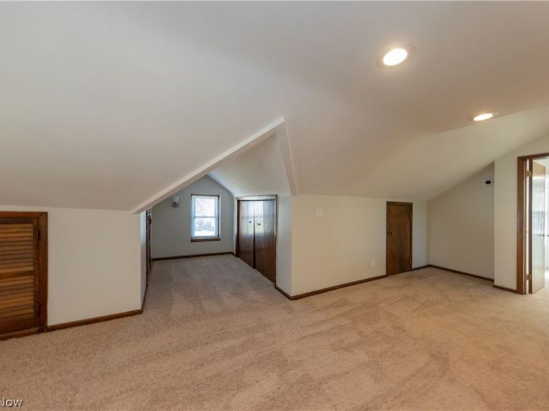 1560 Holmden Road , South Euclid, OH 44121 Photo 24