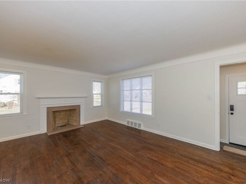 1560 Holmden Road , South Euclid, OH 44121 Photo 6