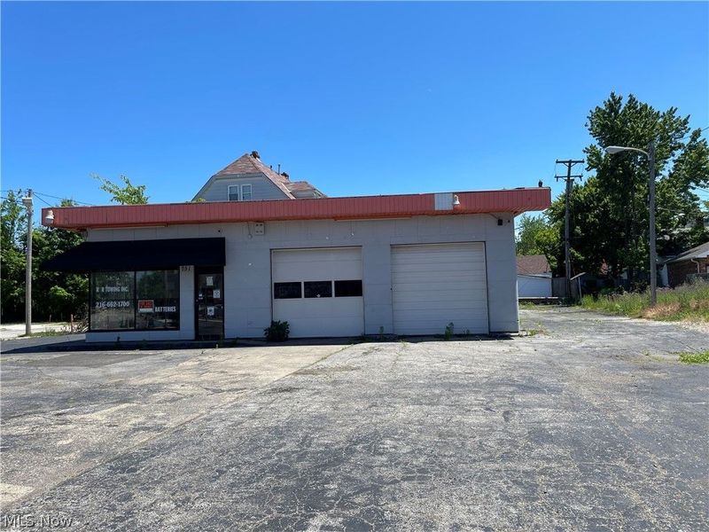 751 E 185th Street, Cleveland, OH 44119 Photo 18