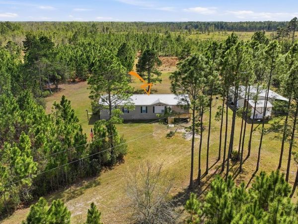 299 Cayenne St, Interlachen, FL 32148