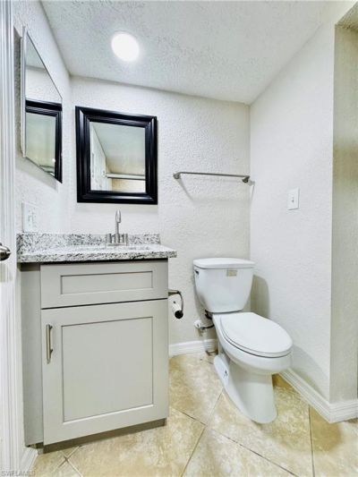 5205 Cedarbend Dr , Unit 4, Fort Myers, FL 33919 Photo