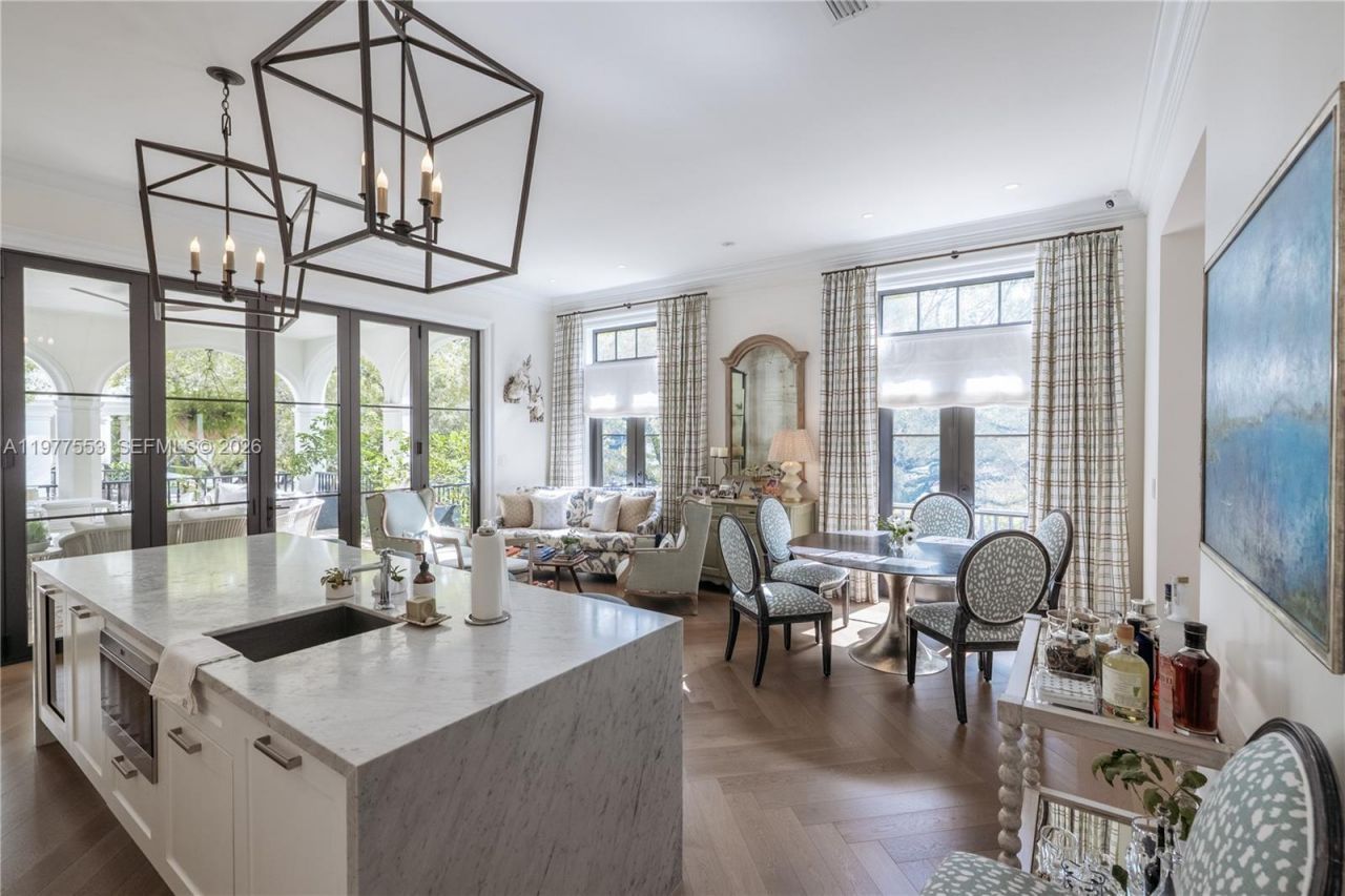 743 Almeria Ave, Coral Gables, FL 33134 Photo