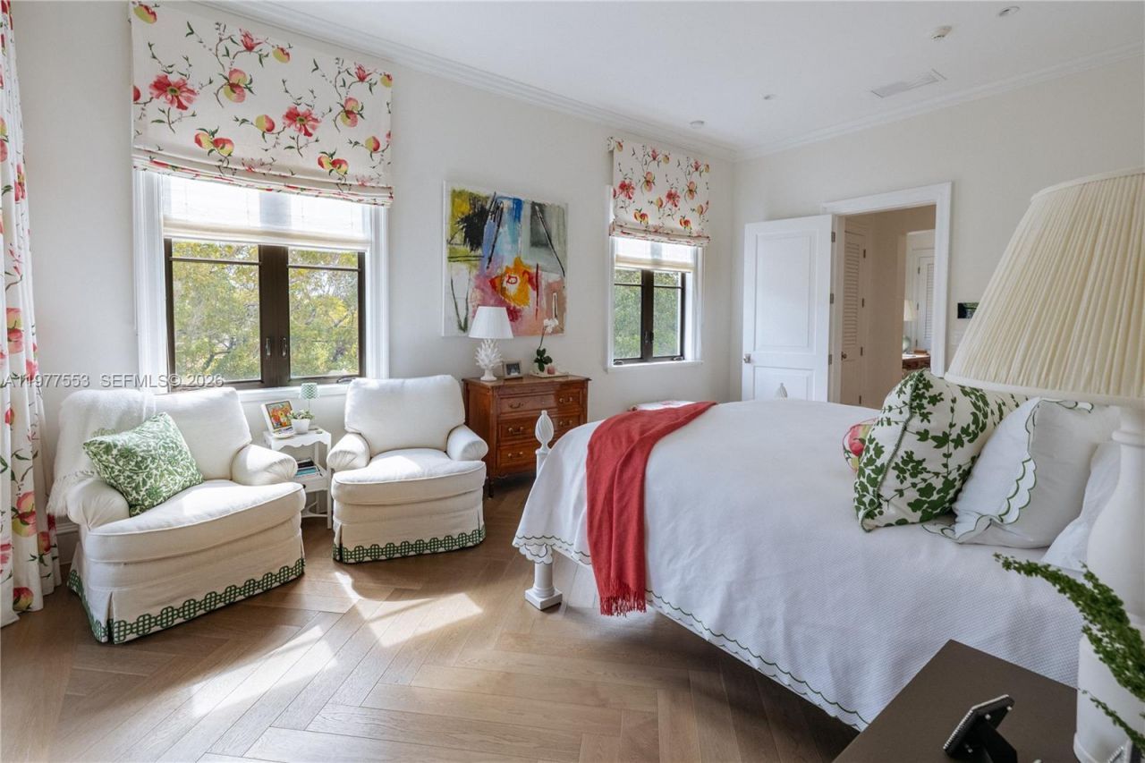 743 Almeria Ave, Coral Gables, FL 33134 Photo