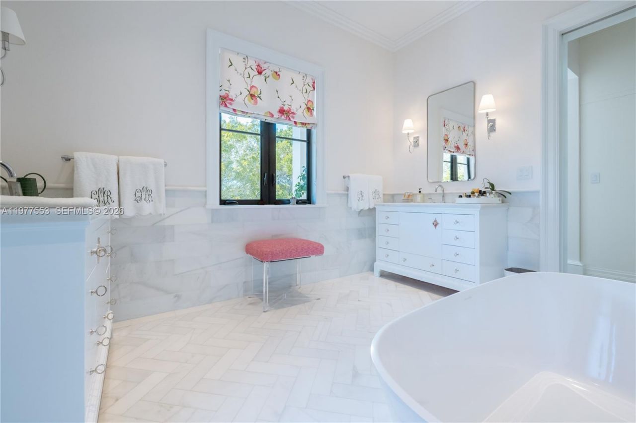 743 Almeria Ave, Coral Gables, FL 33134 Photo