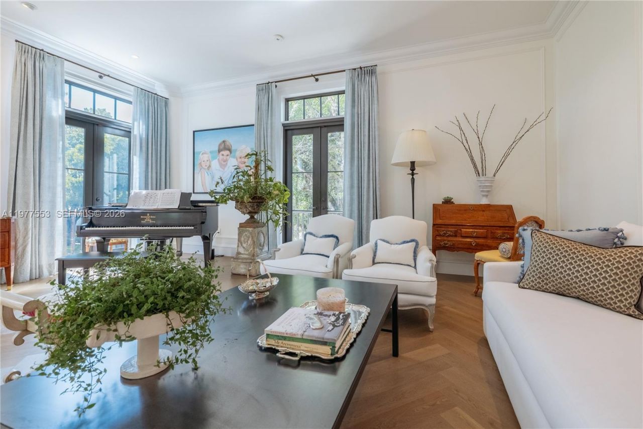 743 Almeria Ave, Coral Gables, FL 33134 Photo