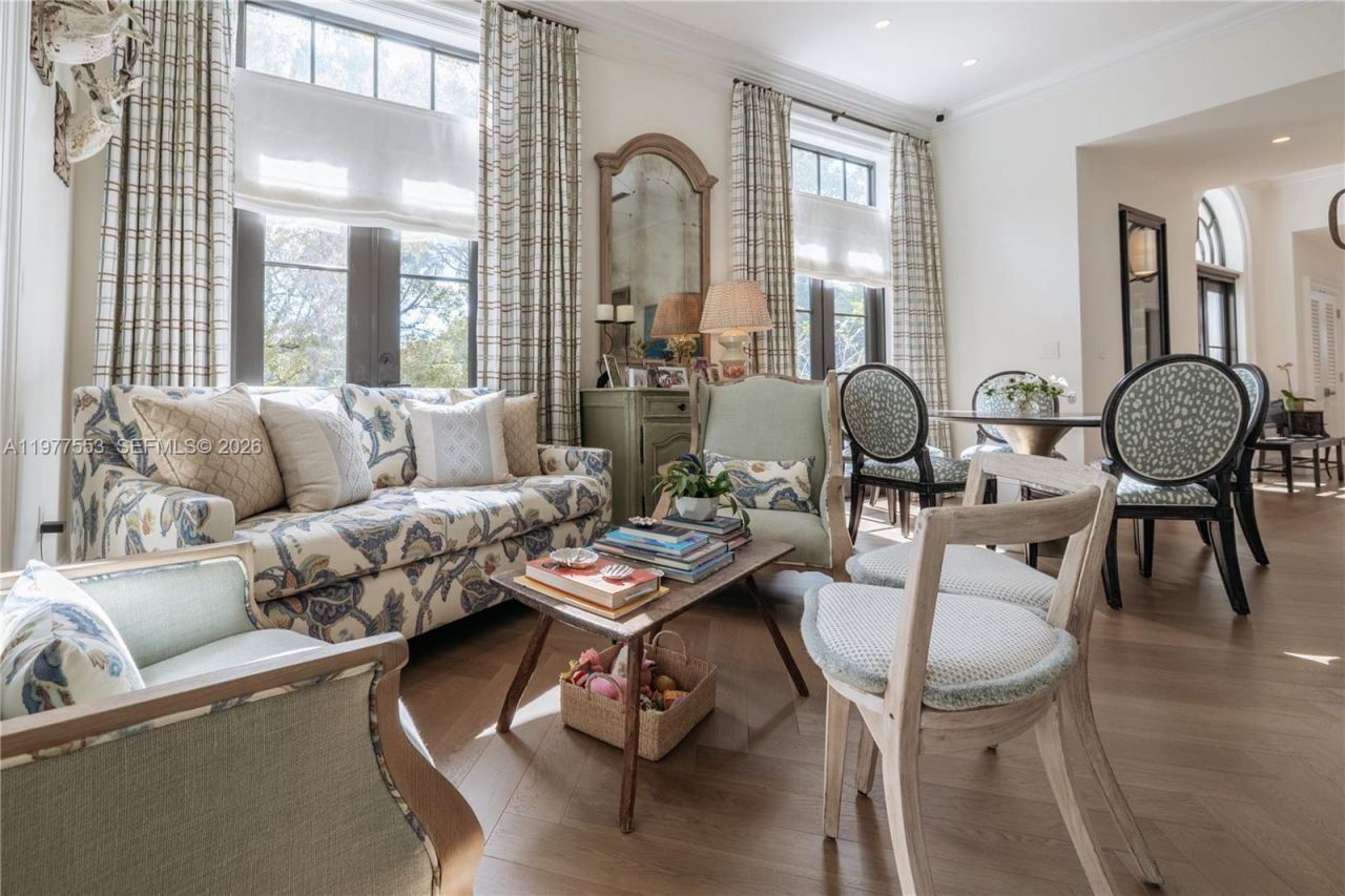 743 Almeria Ave, Coral Gables, FL 33134 Photo