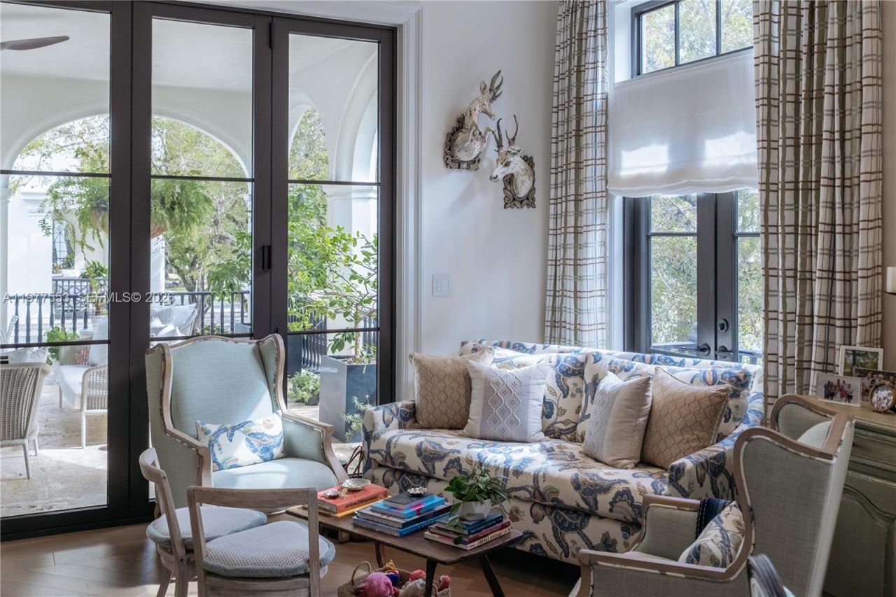 743 Almeria Ave, Coral Gables, FL 33134 Photo