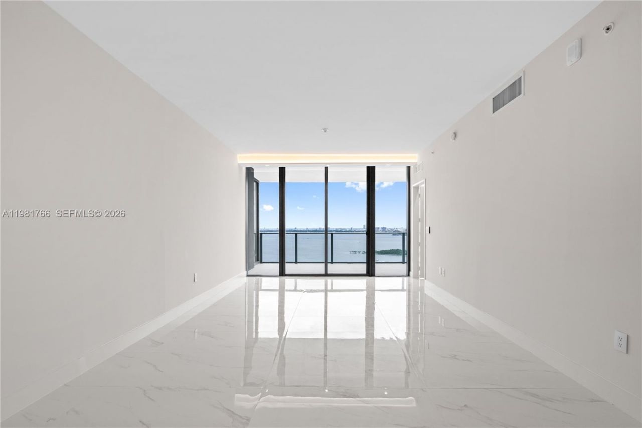 700 NE 24th St, Unit 2402, Miami, FL 33137 Photo