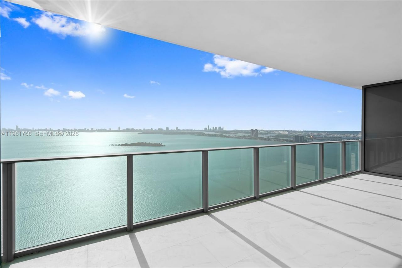 700 NE 24th St, Unit 2402, Miami, FL 33137 Photo