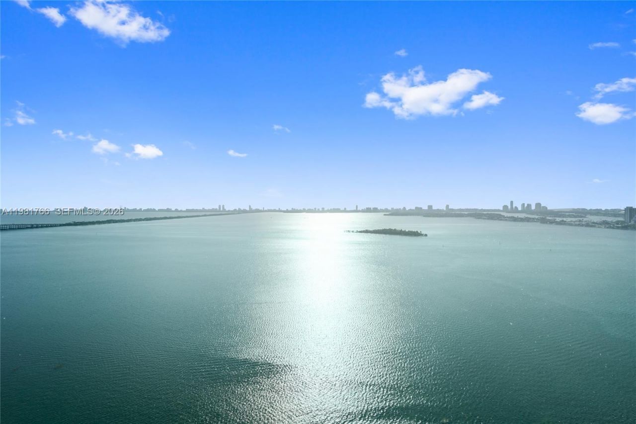 700 NE 24th St, Unit 2402, Miami, FL 33137 Photo