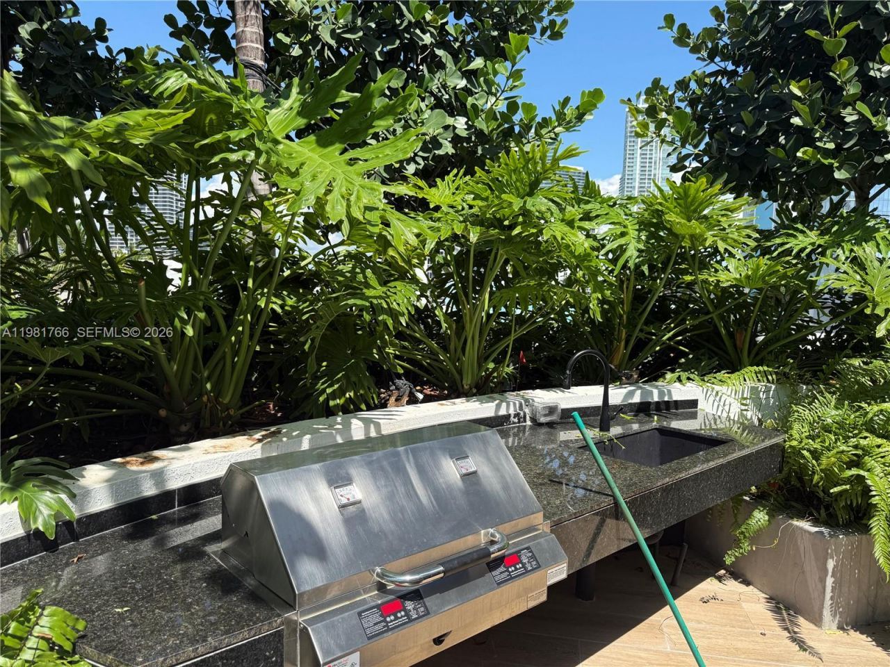 700 NE 24th St , Unit 2402, Miami, FL 33137 Photo