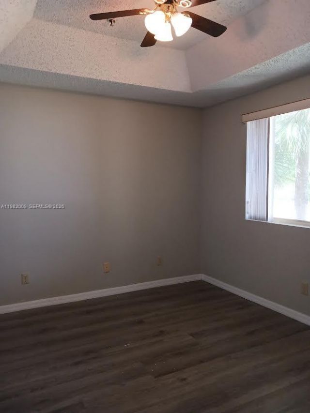 9905 Westwood Dr, Unit 23, Tamarac, FL 33321 Photo