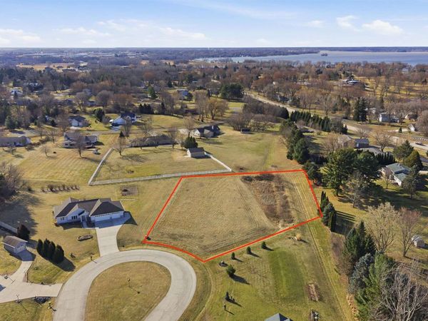 N8463 Lola Court, Beaver Dam, WI 53916