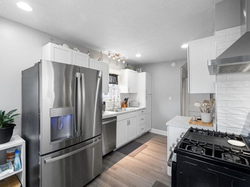 147 Hamilton Street, Elyria, OH 44035 Photo 12