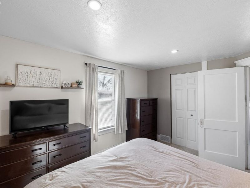 147 Hamilton Street, Elyria, OH 44035 Photo 21