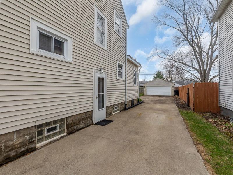 147 Hamilton Street, Elyria, OH 44035 Photo 29